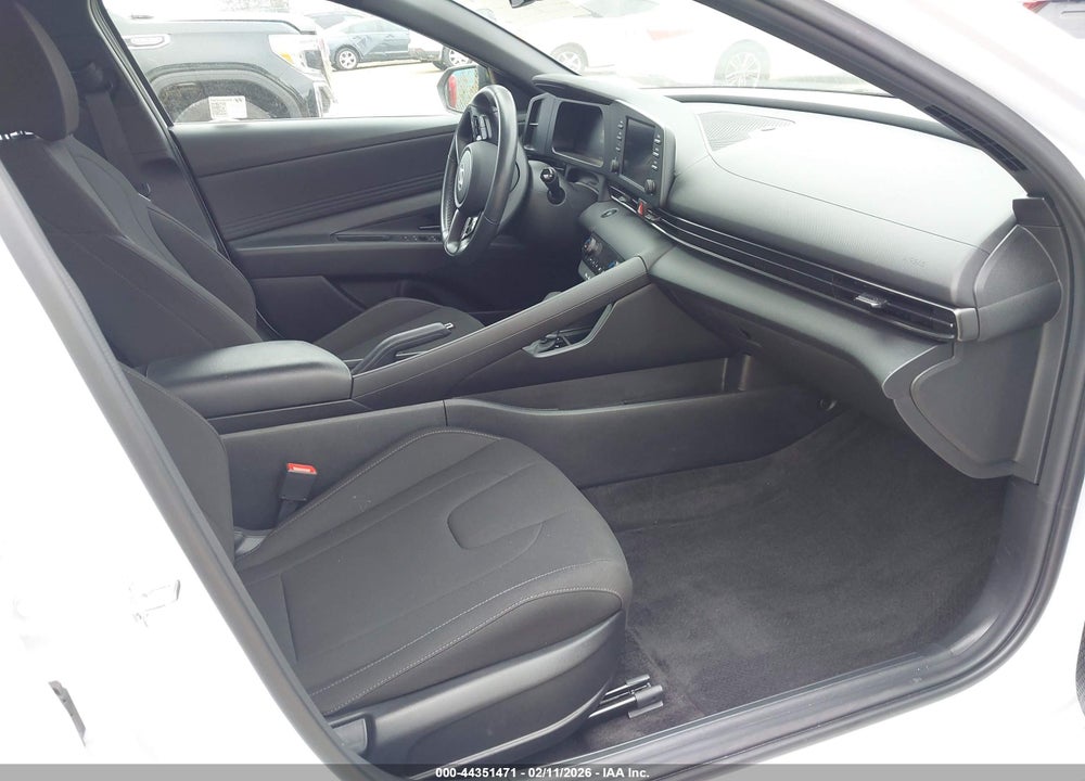 2025 HYUNDAI ELANTRA SEL SPORT VIN: KMHLM4DG9SU866934