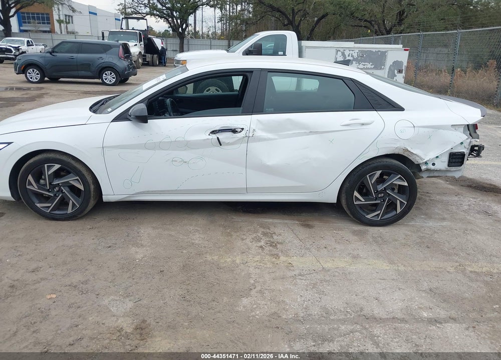 2025 HYUNDAI ELANTRA SEL SPORT VIN: KMHLM4DG9SU866934