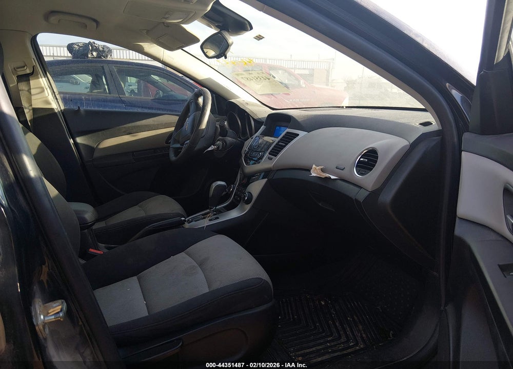 2016 CHEVROLET CRUZE LIMITED LS AUTO VIN: 1G1PC5SH4G7162911