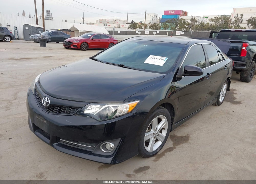 2014 TOYOTA CAMRY SE VIN: 4T1BF1FKXEU412895