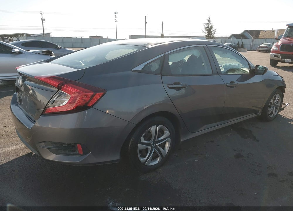 2018 HONDA CIVIC LX VIN: 2HGFC2F51JH601349