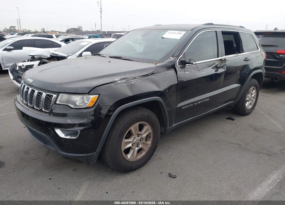 2017 JEEP GRAND CHEROKEE LAREDO 4X2 VIN: 1C4RJEAG2HC696397