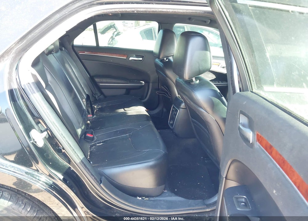 2013 CHRYSLER 300 MOTOWN VIN: 2C3CCAAGXDH515177