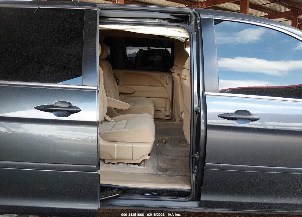 2005 HONDA ODYSSEY LX VIN: 5FNRL38215B076437