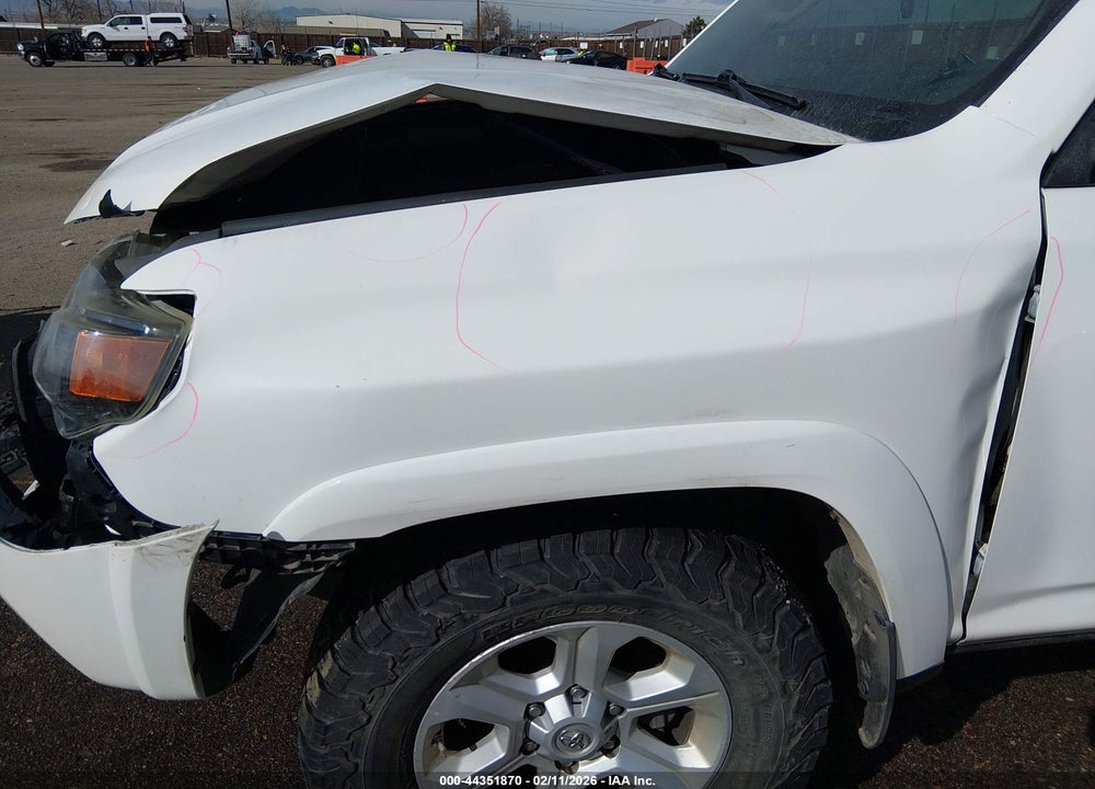 2014 TOYOTA 4RUNNER SR5 VIN: JTEBU5JR3E5195864