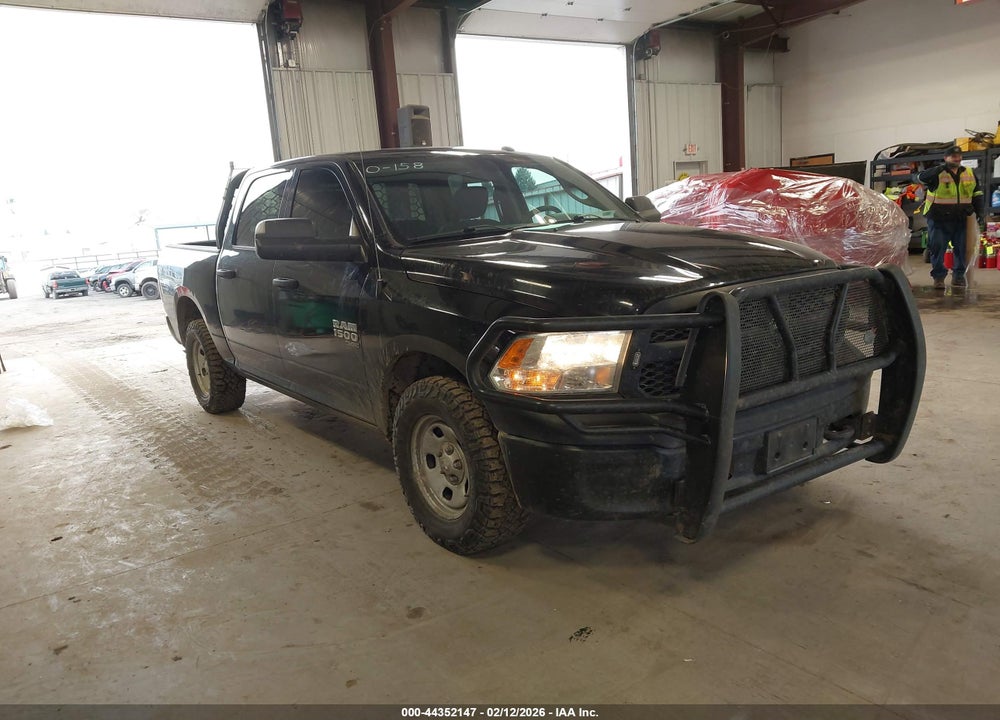 2019 RAM 1500 CLASSIC VIN: 3C6RR7KG3KG619925