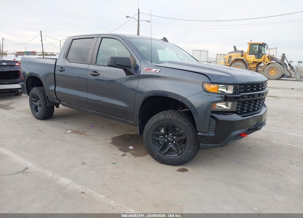 2021 CHEVROLET SILVERADO 1500 4WD  SHORT BED CUSTOM TRAIL BOSS VIN: 1GCPYCEFXMZ364286