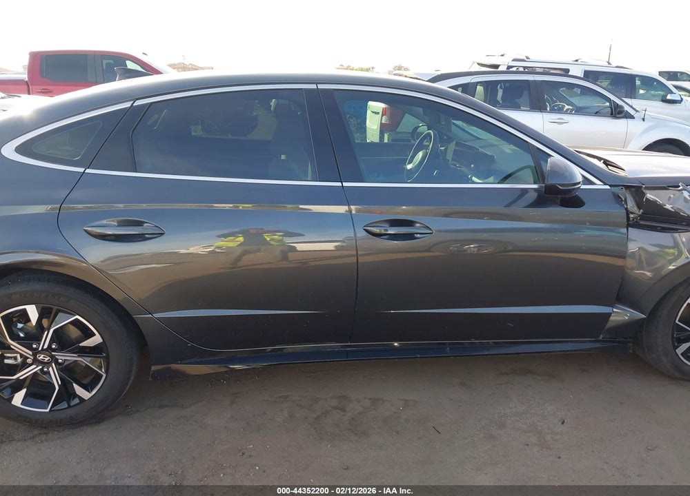 2024 HYUNDAI SONATA SEL VIN: KMHL64JA8RA420148