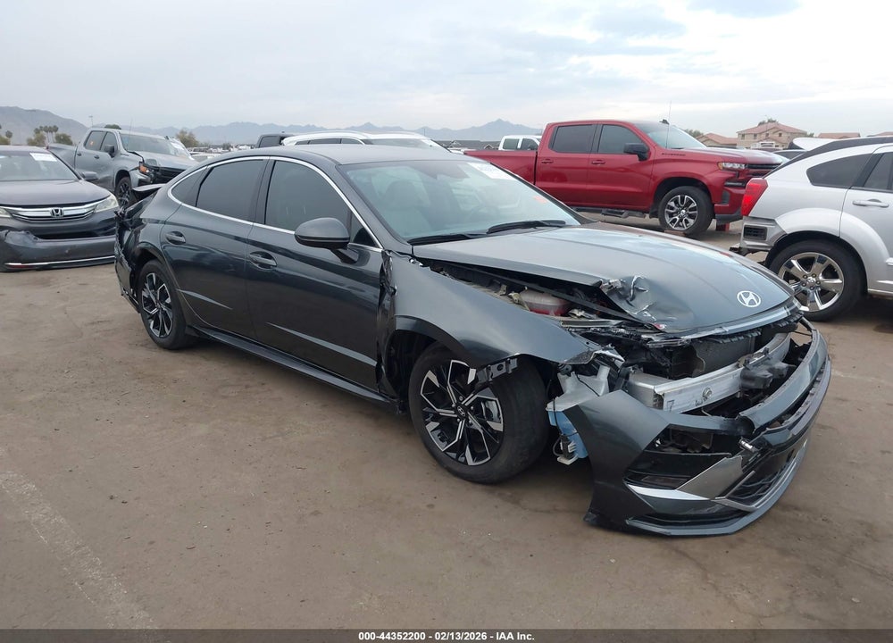 2024 HYUNDAI SONATA SEL VIN: KMHL64JA8RA420148