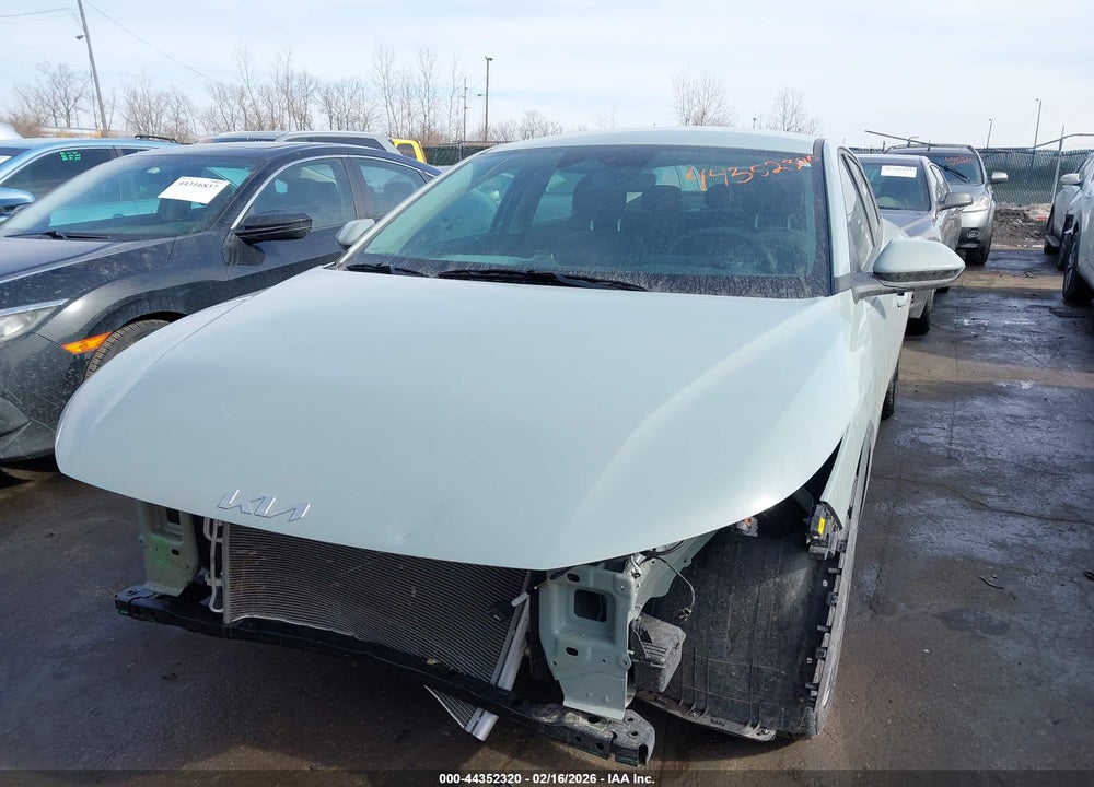 2025 KIA K4 EX VIN: 3KPFU4DE8SE201537