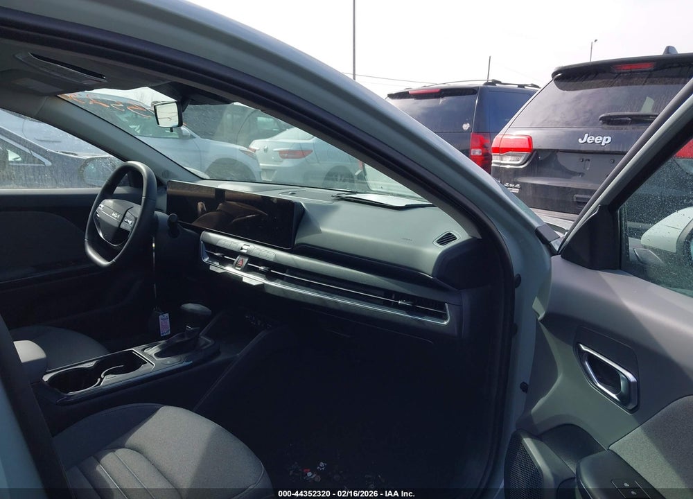 2025 KIA K4 EX VIN: 3KPFU4DE8SE201537