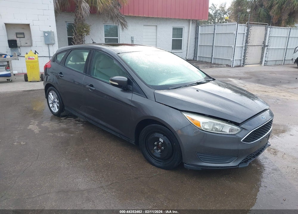 2015 FORD FOCUS SE VIN: 1FADP3K20FL298060