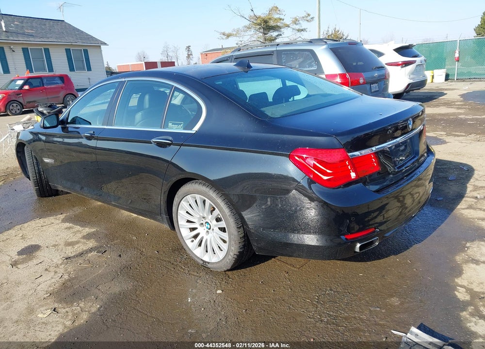 2012 BMW 750I XDRIVE VIN: WBAKC6C56CC395943
