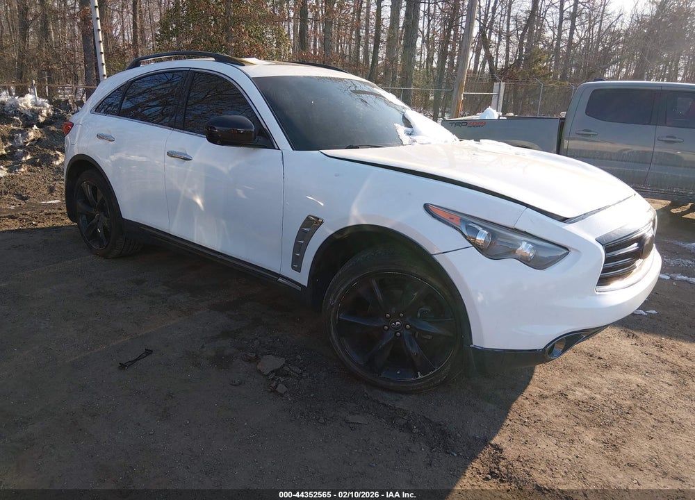 2015 INFINITI QX70 VIN: JN8CS1MW2FM482357