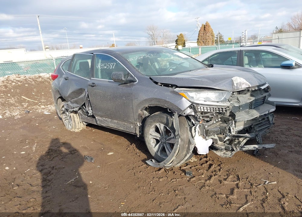 2018 HONDA CR-V LX VIN: 2HKRW6H32JH229484