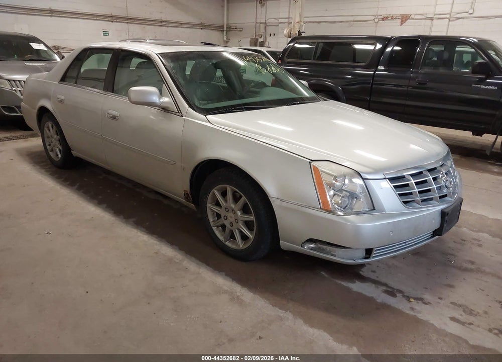 2010 CADILLAC DTS LUXURY COLLECTION VIN: 1G6KD5EY0AU100170