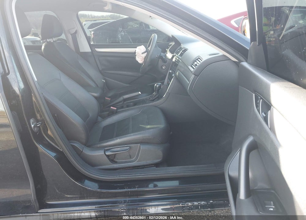 2013 VOLKSWAGEN PASSAT 2.5L WOLFSBURG EDITION VIN: 1VWAH7A33DC145629