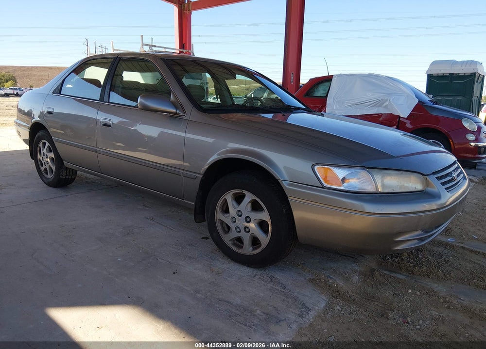 1999 TOYOTA CAMRY LE V6 VIN: JT2BF22K8X0175682