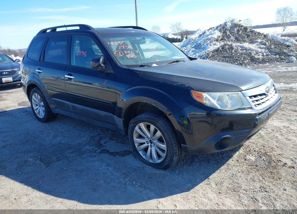 2011 SUBARU FORESTER 2.5X PREMIUM VIN: JF2SHADC3BH780948