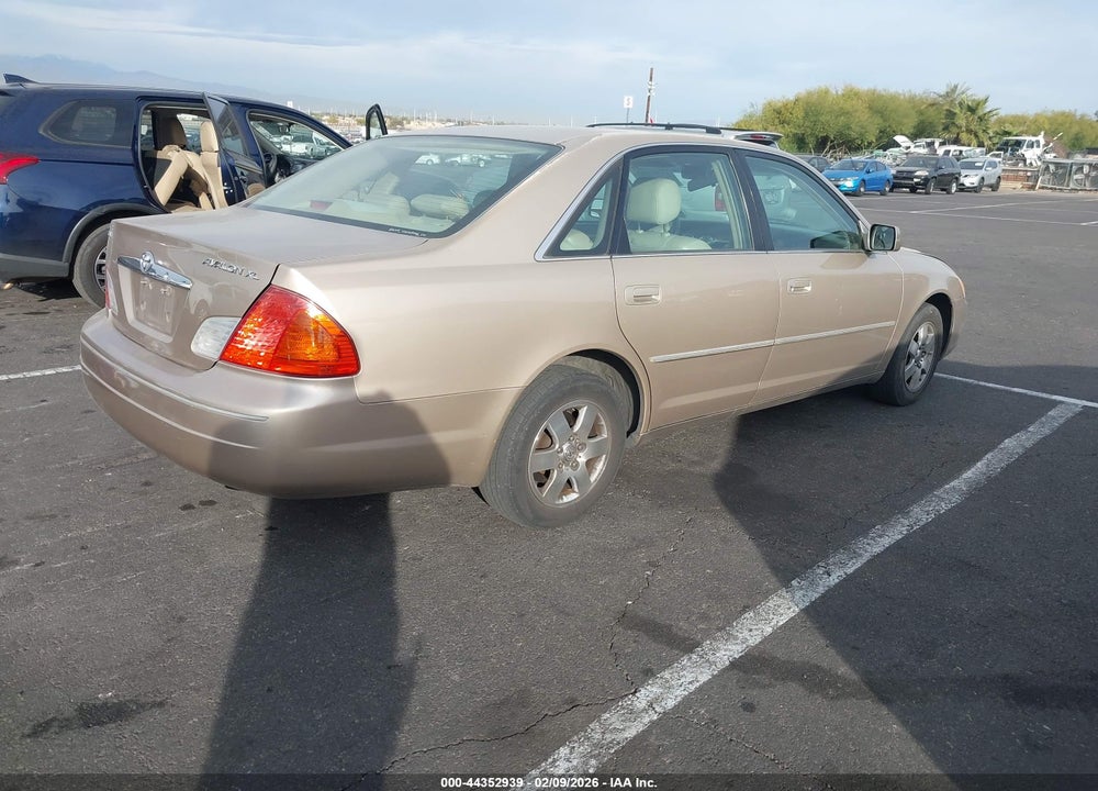 2002 TOYOTA AVALON XL VIN: 4T1BF28B22U263798