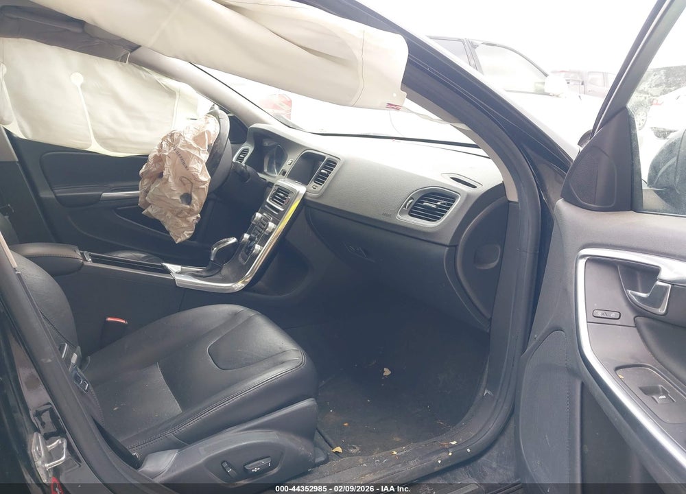 2016 VOLVO S60 T5 PREMIER VIN: YV1612TK4G2390397