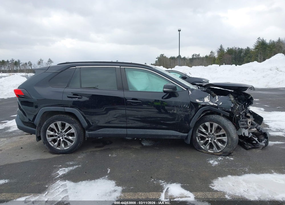 2020 TOYOTA RAV4 XLE PREMIUM VIN: 2T3A1RFV8LC060683