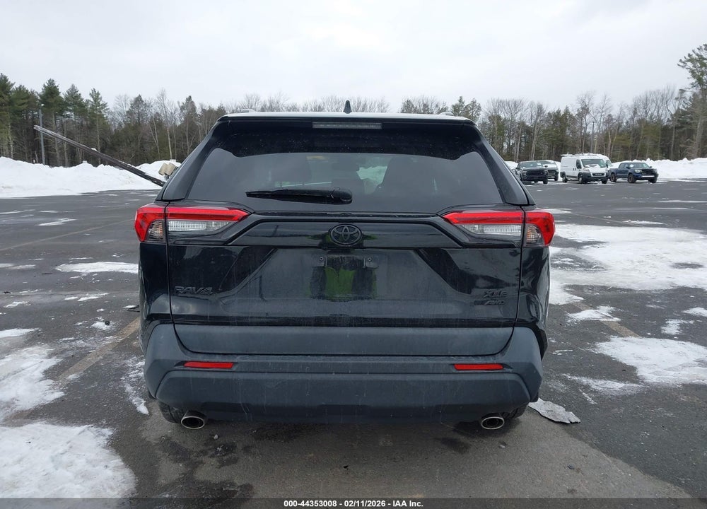 2020 TOYOTA RAV4 XLE PREMIUM VIN: 2T3A1RFV8LC060683