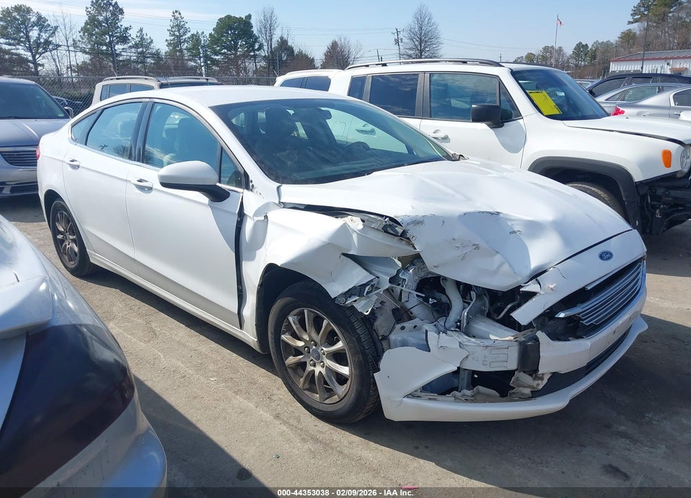 2017 FORD FUSION S VIN: 3FA6P0G72HR260054