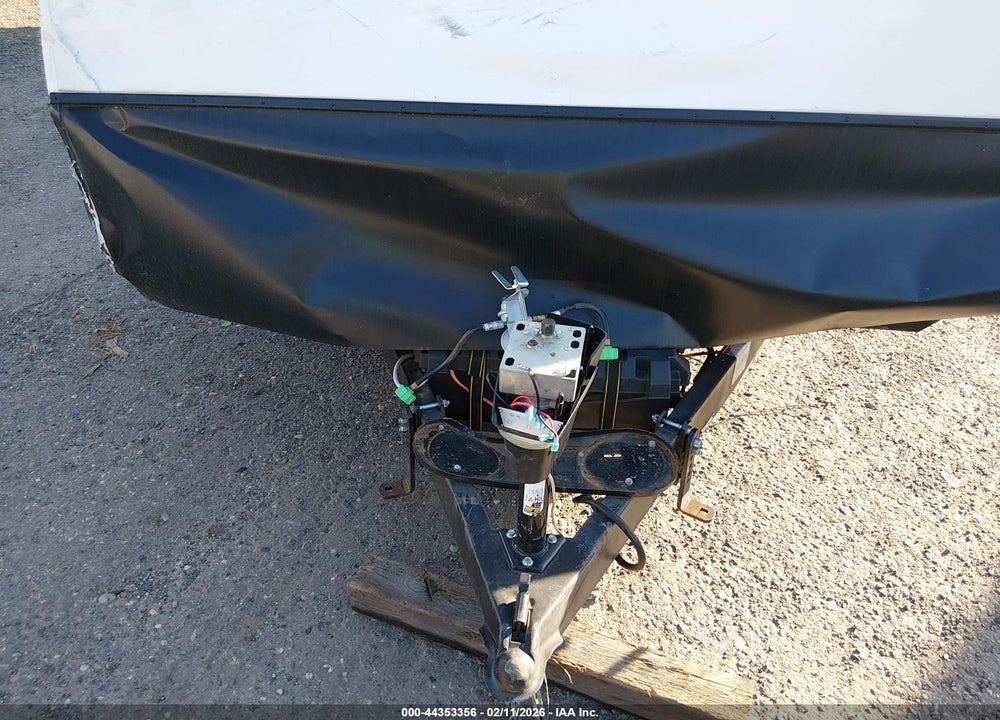 2022 KEYSTONE BULLET VIN: 4YDTKDL2XNJ972392