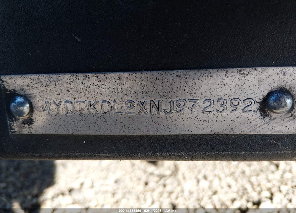 2022 KEYSTONE BULLET VIN: 4YDTKDL2XNJ972392