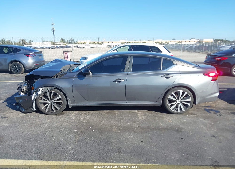 2021 NISSAN ALTIMA SR FWD VIN: 1N4BL4CV0MN414070
