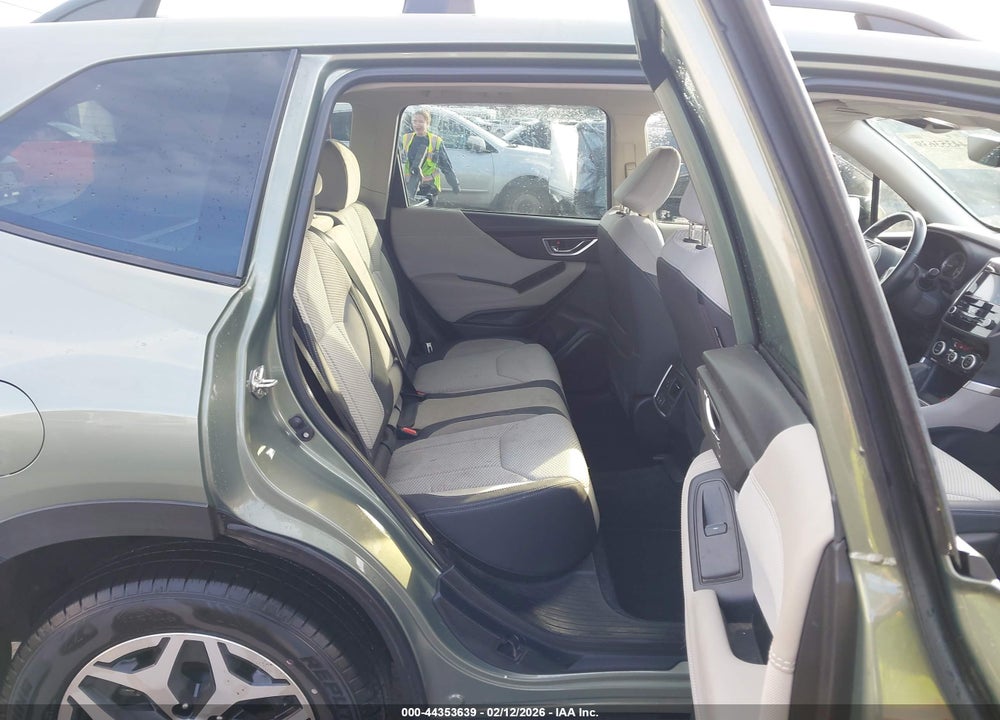 2021 SUBARU FORESTER PREMIUM VIN: JF2SKAJCXMH563504