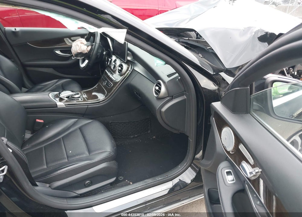 2018 MERCEDES-BENZ C 300 4MATIC VIN: WDDWF4KB2JR315111