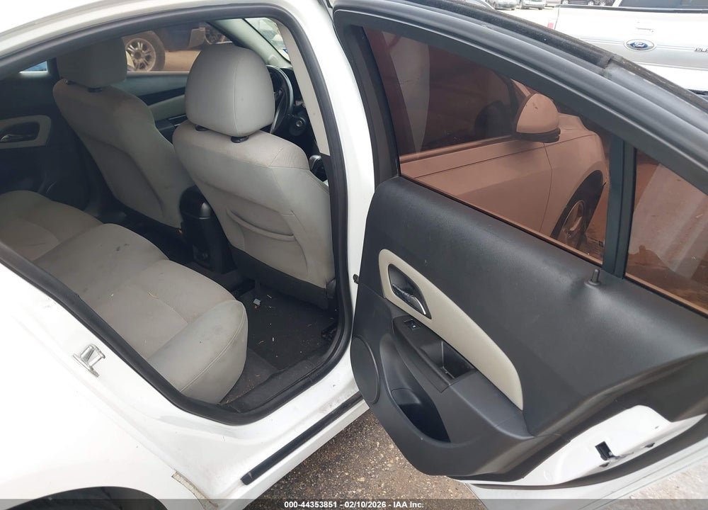 2013 CHEVROLET CRUZE 1LT AUTO VIN: 1G1PC5SB0D7271597