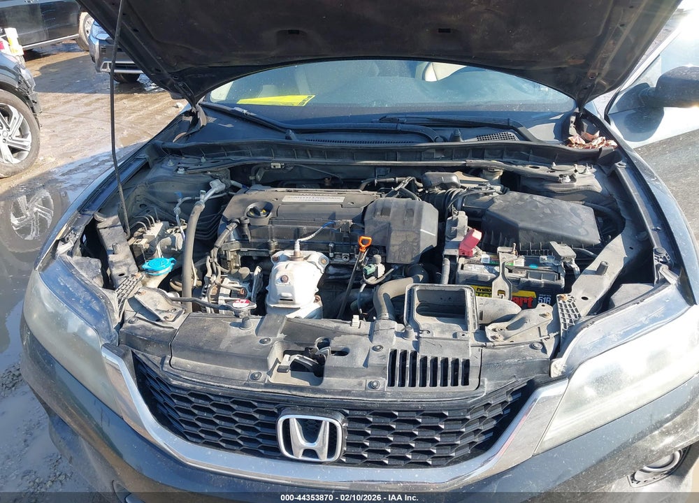 2013 HONDA ACCORD EX-L VIN: 1HGCT1B82DA020796