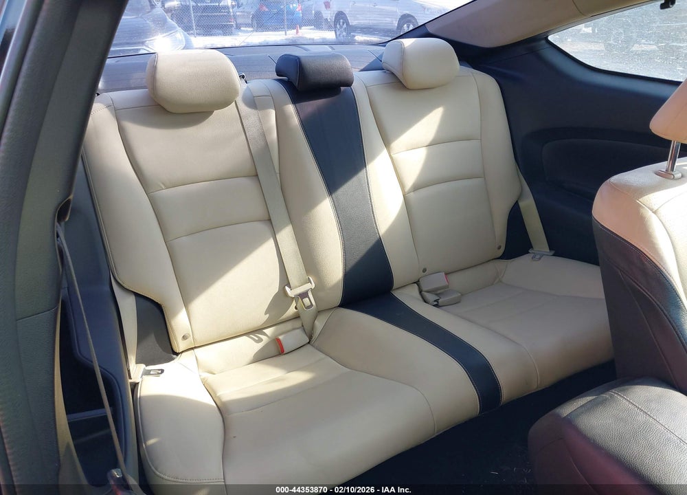 2013 HONDA ACCORD EX-L VIN: 1HGCT1B82DA020796