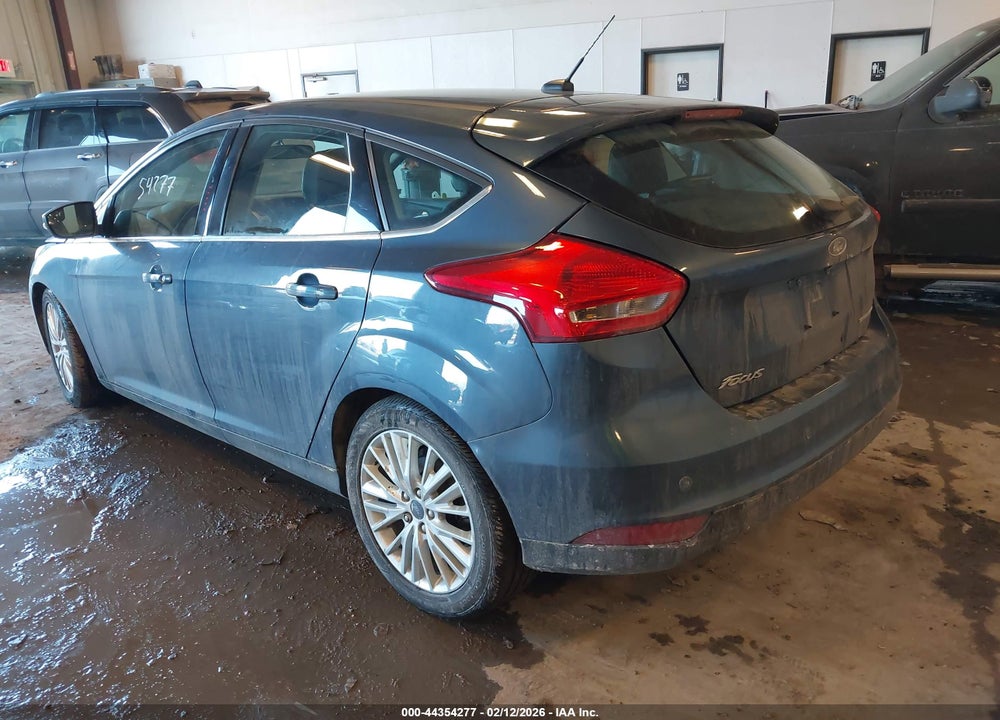 2018 FORD FOCUS TITANIUM VIN: 1FADP3N26JL232813