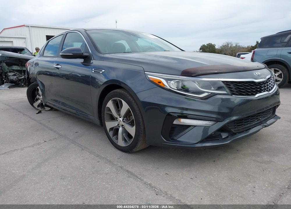 2020 KIA OPTIMA S VIN: 5XXGT4L36LG407567