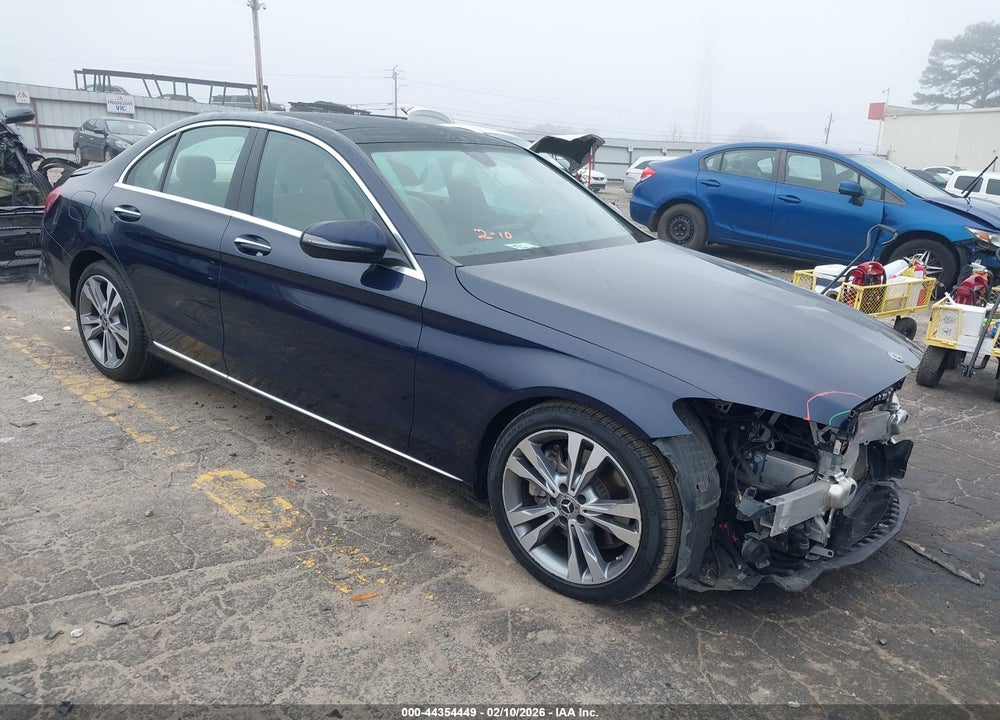 2018 MERCEDES-BENZ C 300 VIN: WDDWF4JB4JR333370