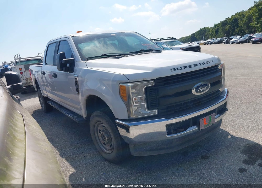 2017 FORD F-250 XL VIN: 1FT7W2B60HEE17093