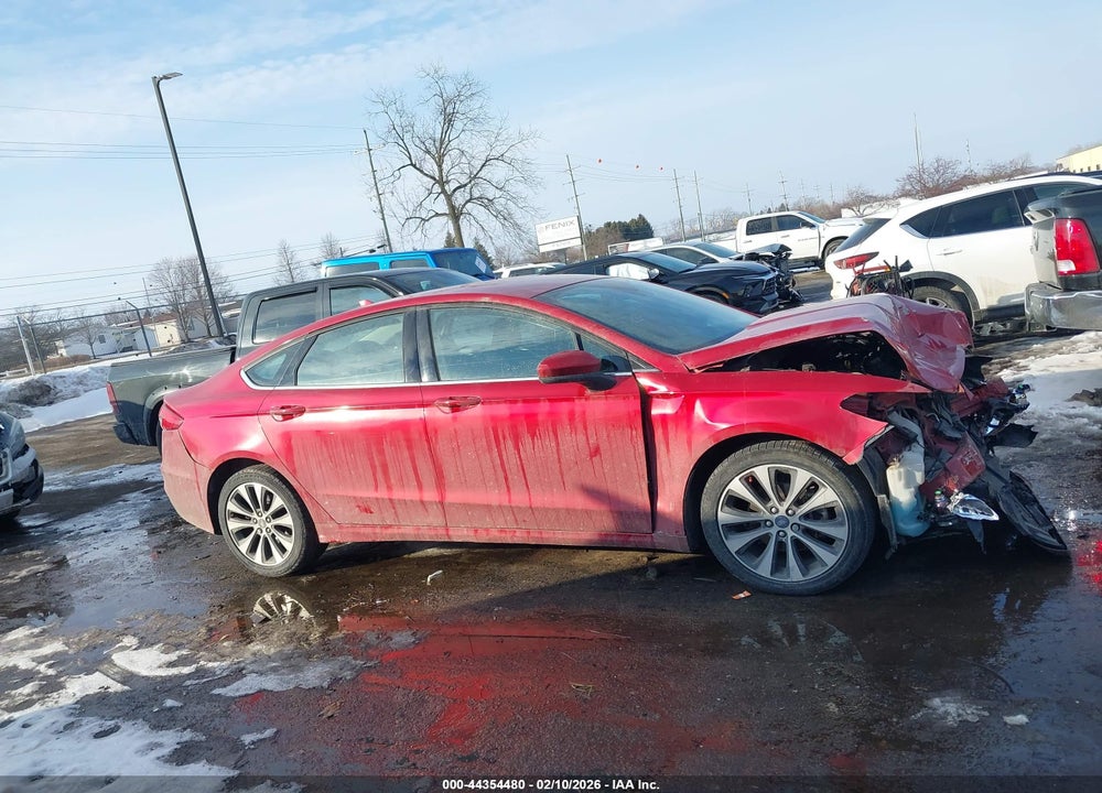 2020 FORD FUSION SE VIN: 3FA6P0T95LR165620