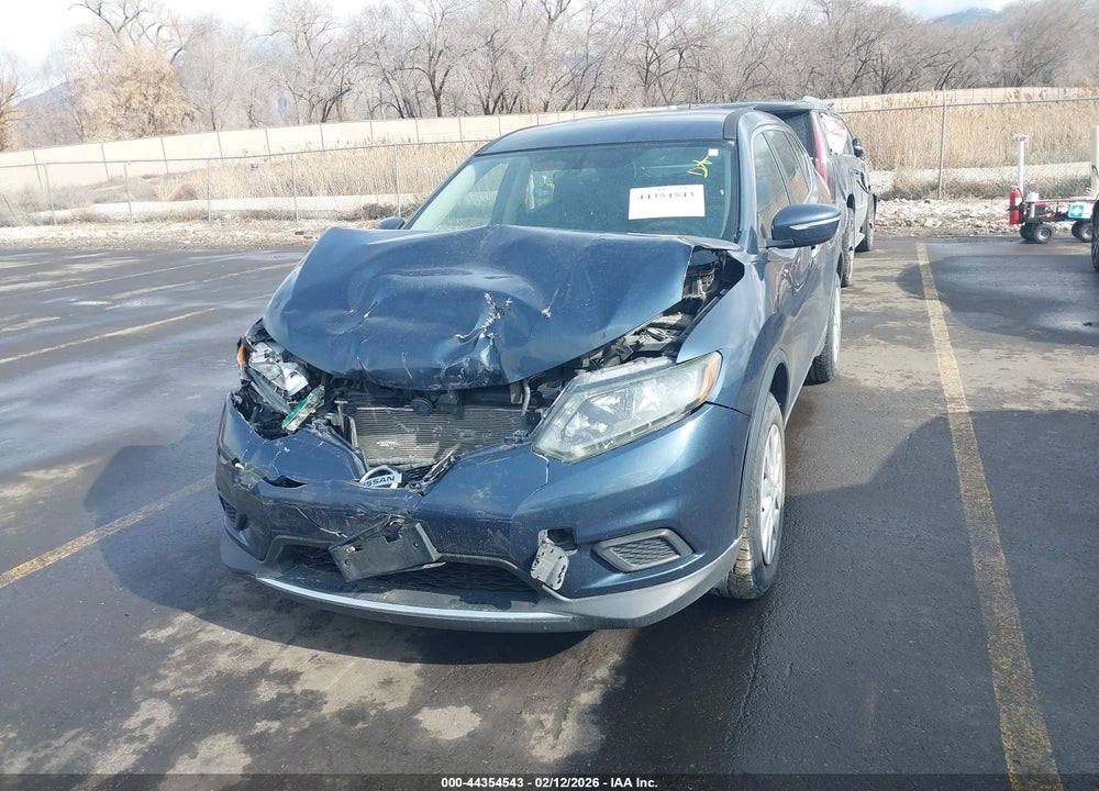 2015 NISSAN ROGUE S VIN: 5N1AT2MV5FC785342