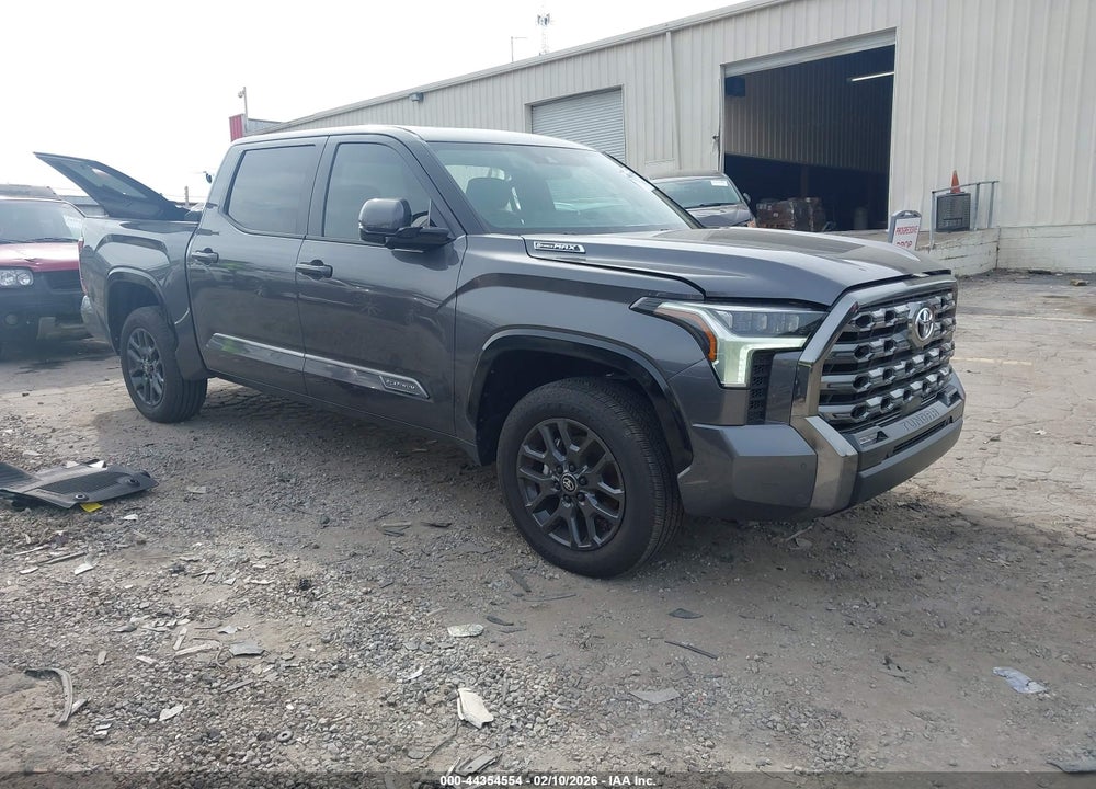 2025 TOYOTA TUNDRA HYBRID PLATINUM HYBRID CREWMAX 5.5' BED VIN: 5TFNC5DB9SX110125