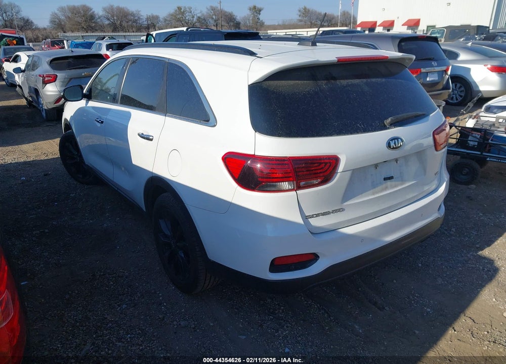 2019 KIA SORENTO 3.3L S VIN: 5XYPG4A52KG585902