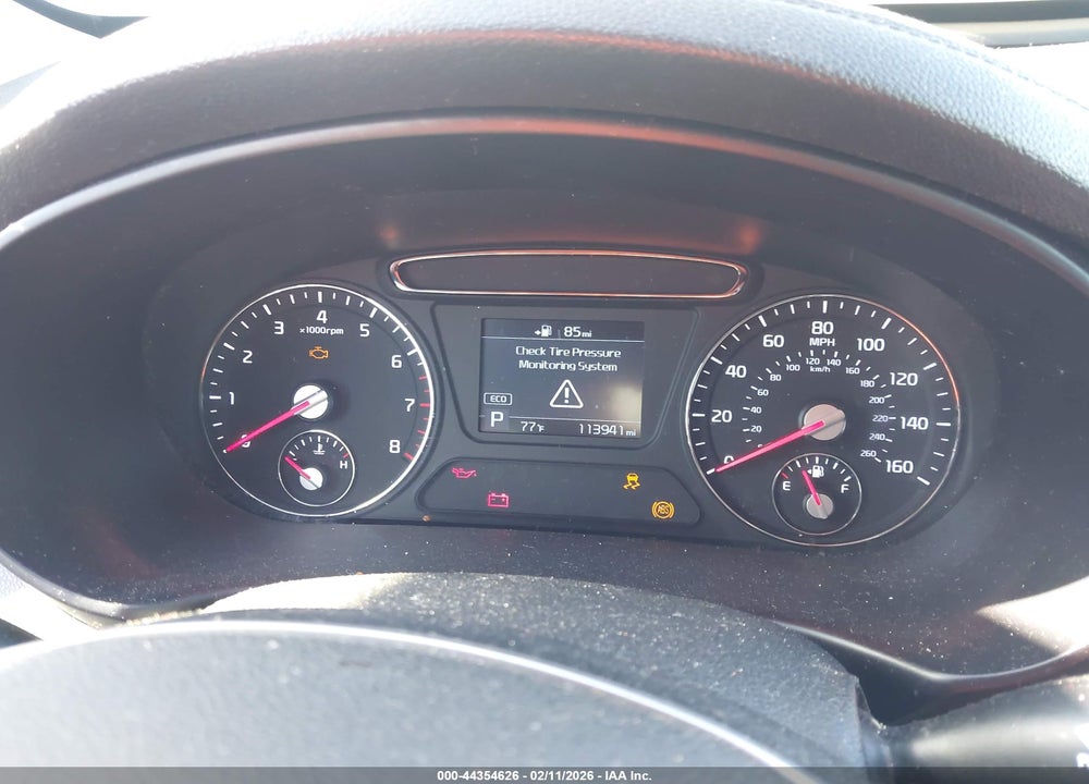 2019 KIA SORENTO 3.3L S VIN: 5XYPG4A52KG585902