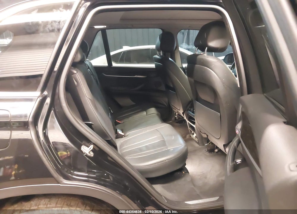 2015 BMW X5 XDRIVE35I VIN: 5UXKR0C52F0P10837
