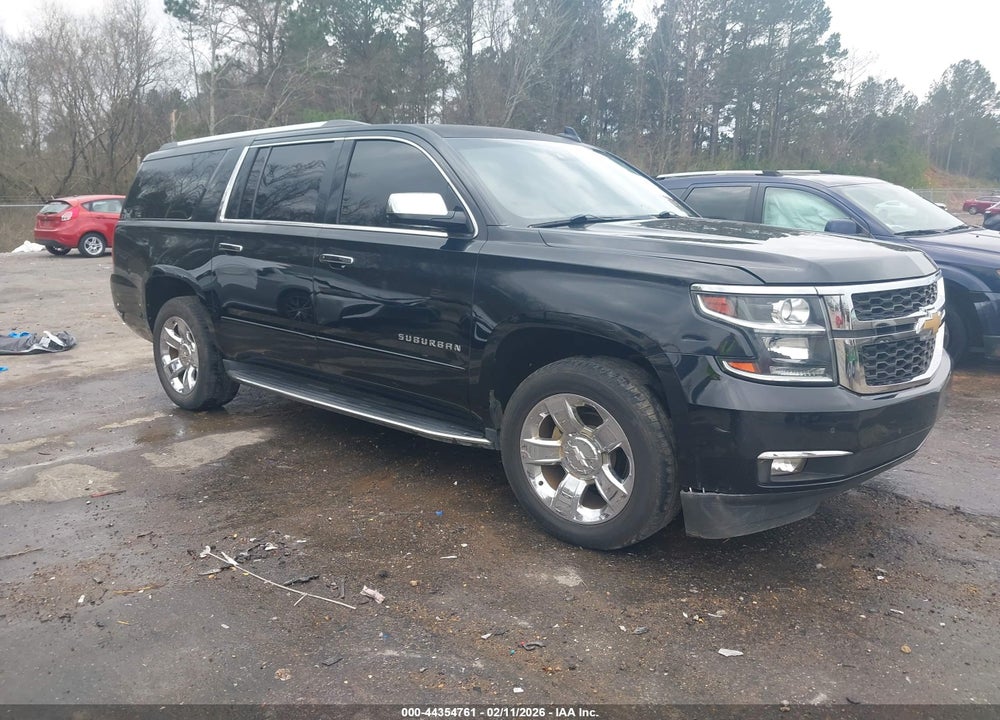 2017 CHEVROLET SUBURBAN PREMIER VIN: 1GNSCJKC2HR381720