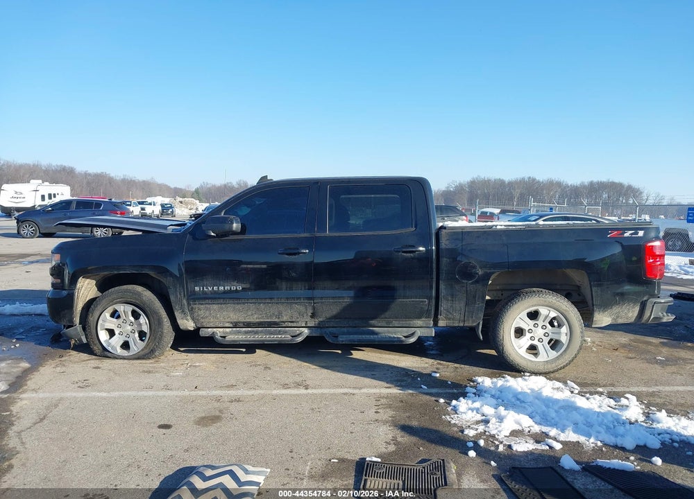 2018 CHEVROLET SILVERADO 1500 2LT VIN: 3GCUKREC7JG569993