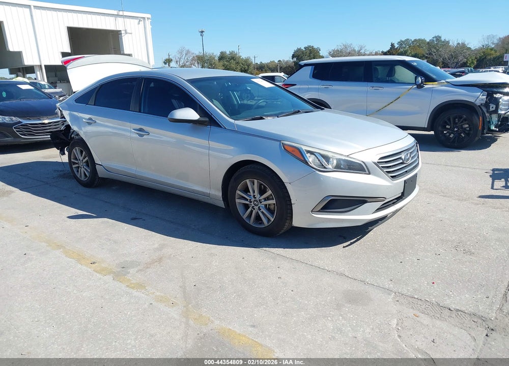 2016 HYUNDAI SONATA SE VIN: 5NPE24AF1GH350986