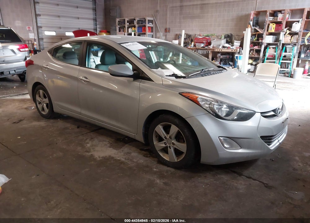 2013 HYUNDAI ELANTRA GLS VIN: 5NPDH4AE9DH447219